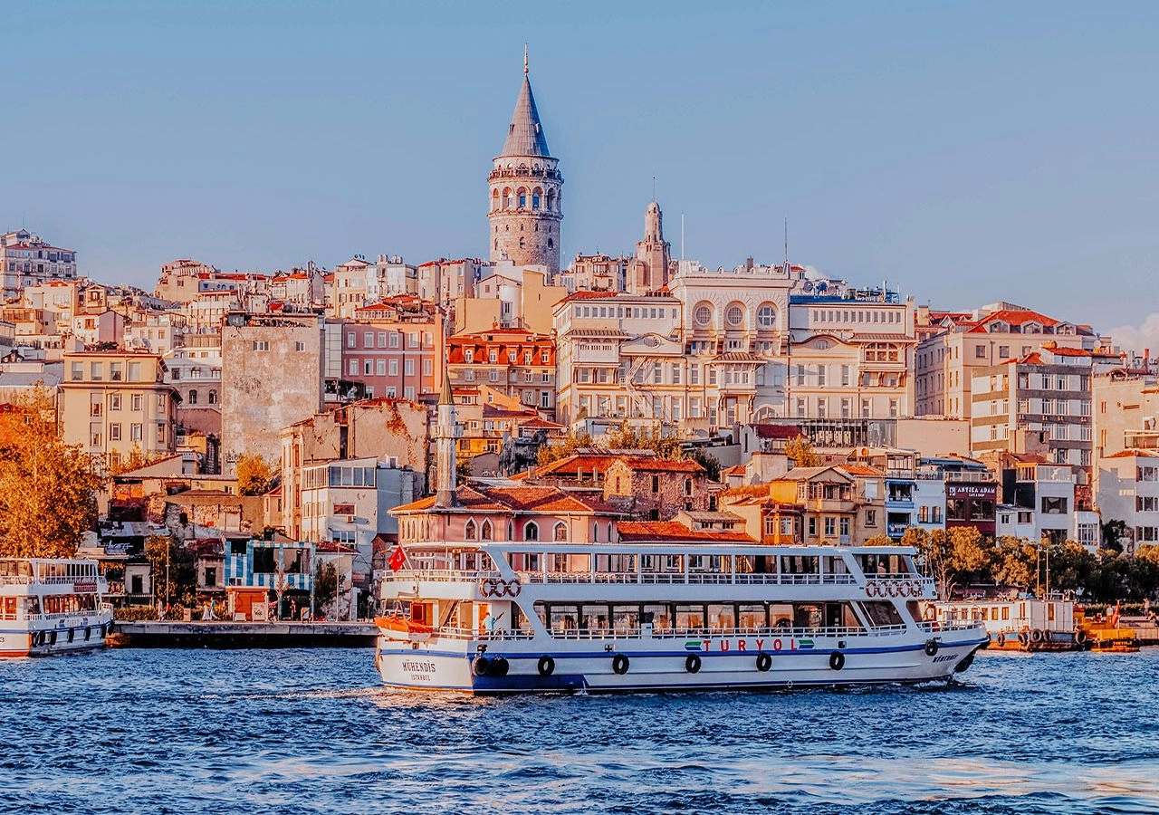 Full Day Istanbul Bosphorus Cruise Tour